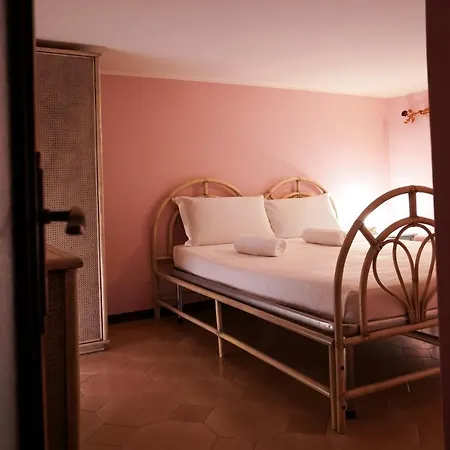 Apartment Nick & Santo's Holiday Homes Beach Front Lux *